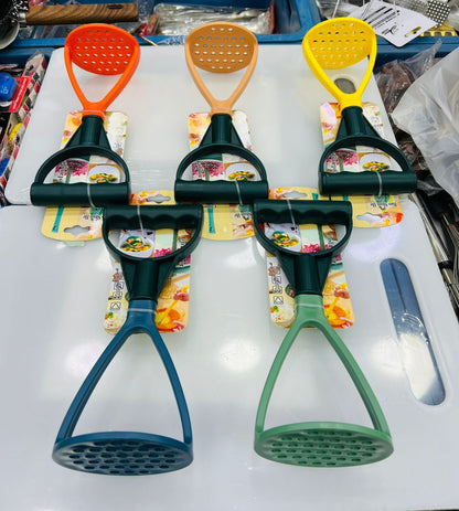 Colorful Potato Masher – Ergonomic D-Handle Kitchen Tool
