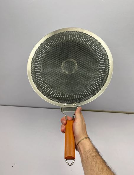 فولڈنگ ہینڈل کے ساتھ سکریچ ریزسٹنٹ ہنی کامب توا 38 سینٹی میٹر - نان اسٹک گرل پین